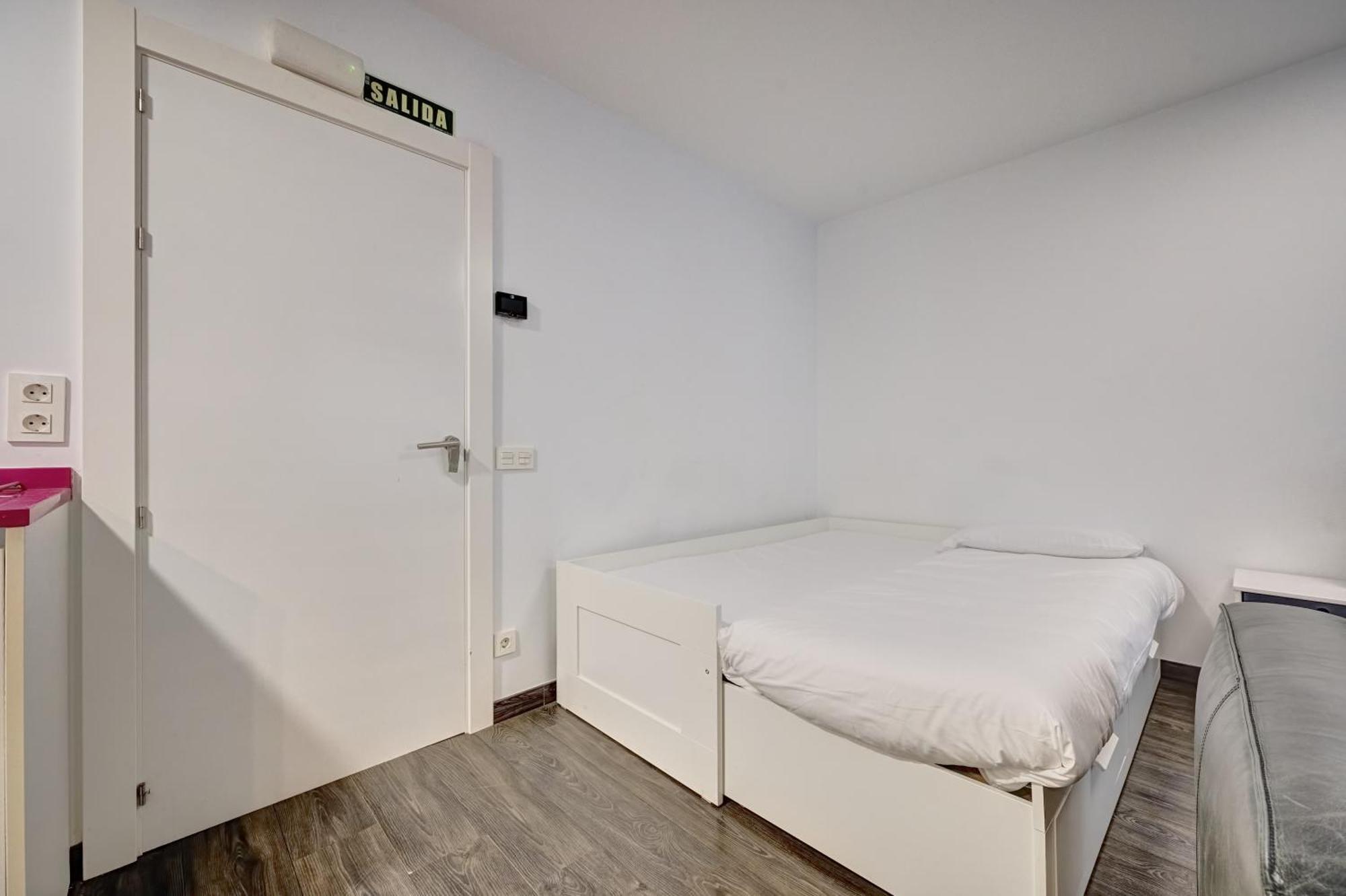 El Navarro Suite By Clabao Pamplona Eksteriør billede