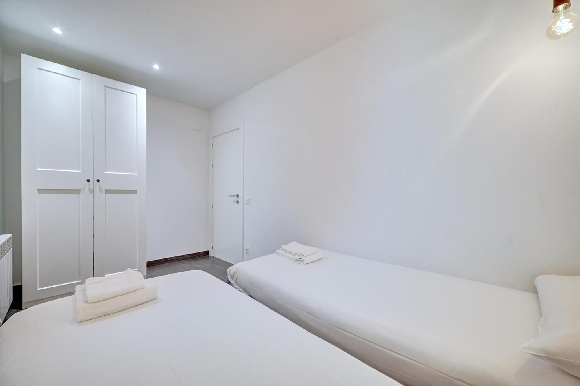 El Navarro Suite By Clabao Pamplona Eksteriør billede