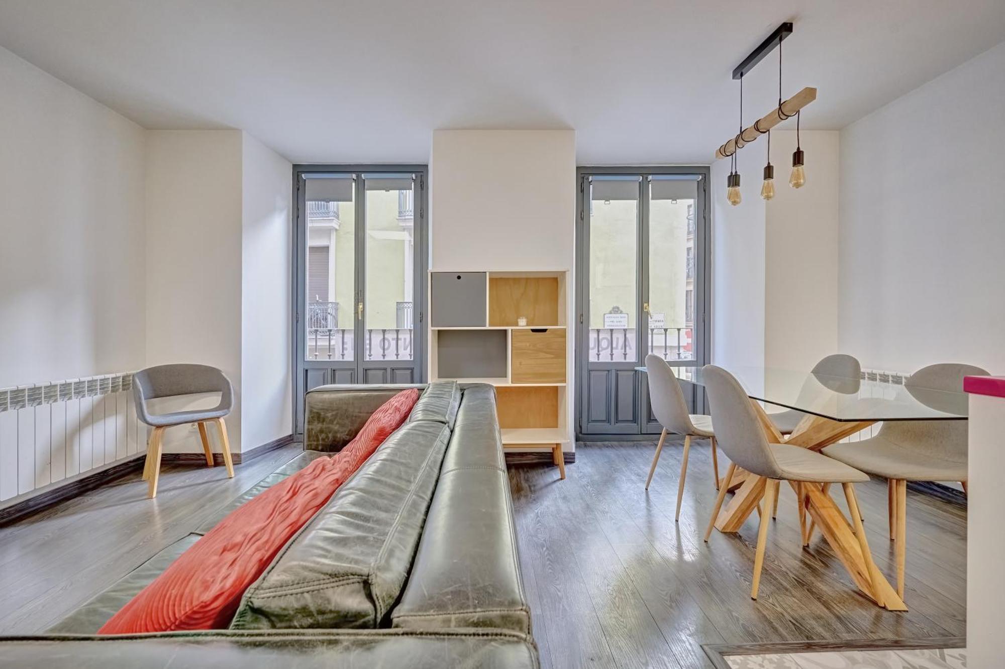 El Navarro Suite By Clabao Pamplona Eksteriør billede